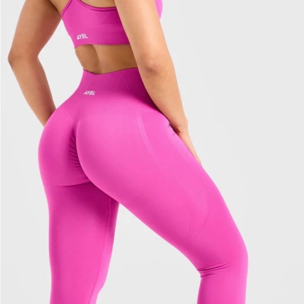 AYBL High-Waist Scrunch Leggings in Fuchsia Pink